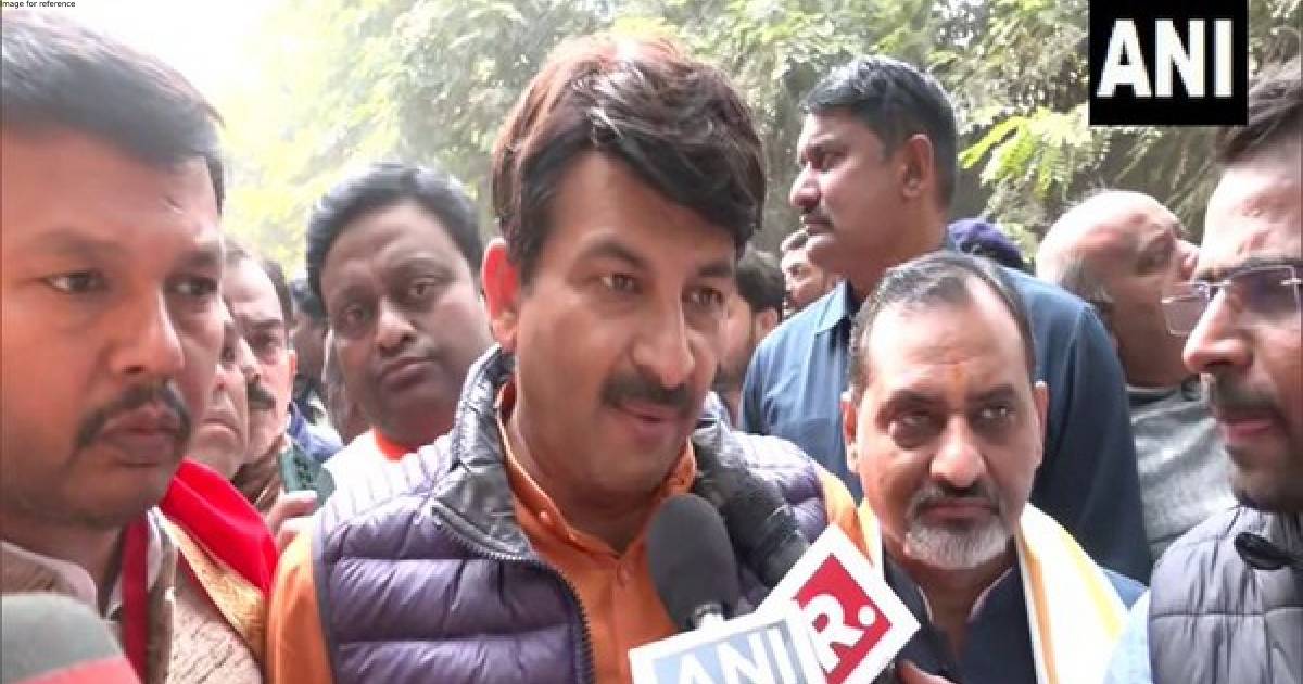 MCD polls: Names of 450 voters deleted from list because they support BJP, claims Manoj Tiwari